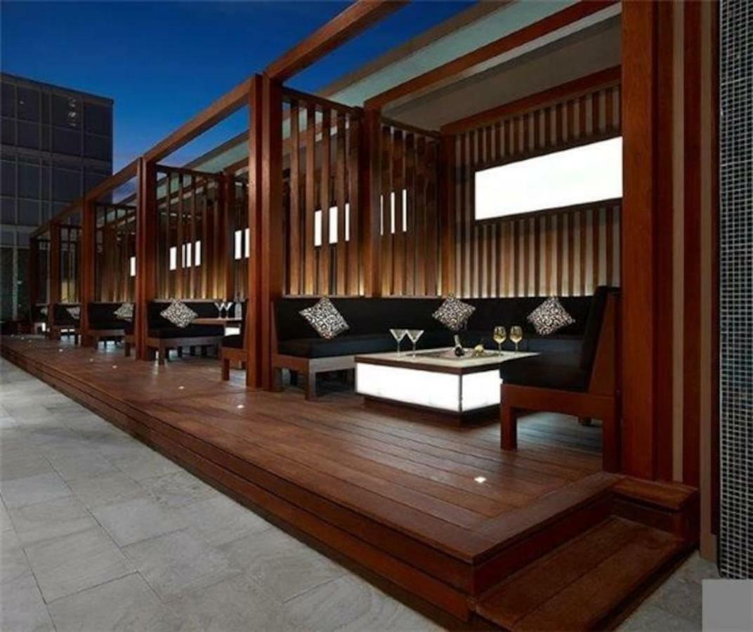 Grand View 2Br/2Ba Condos Cn Tower,Union,Tiff/Mtcc โตรอนโต ภายนอก รูปภาพ